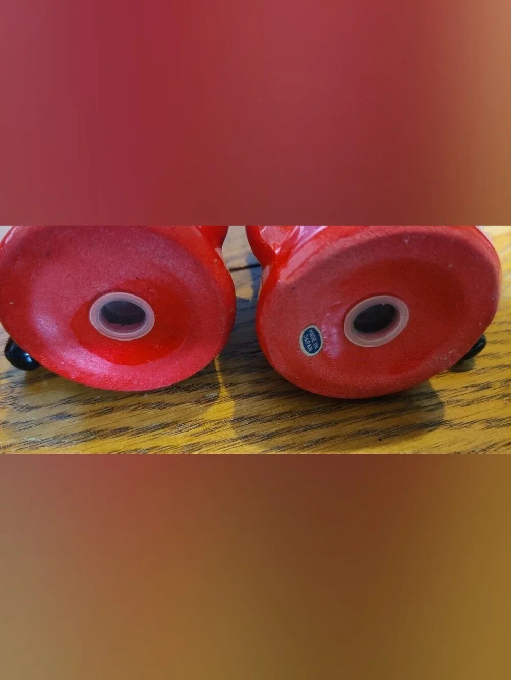 Vintage Arizona Red And Black Teapot Shaped Salt And Pepper Shakers